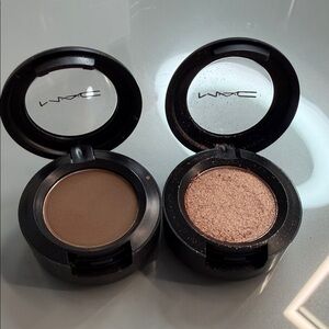 MAC Cosmetics Eyeshadow Duo - Brown and Gold Honey Lust and Charcoal Brown